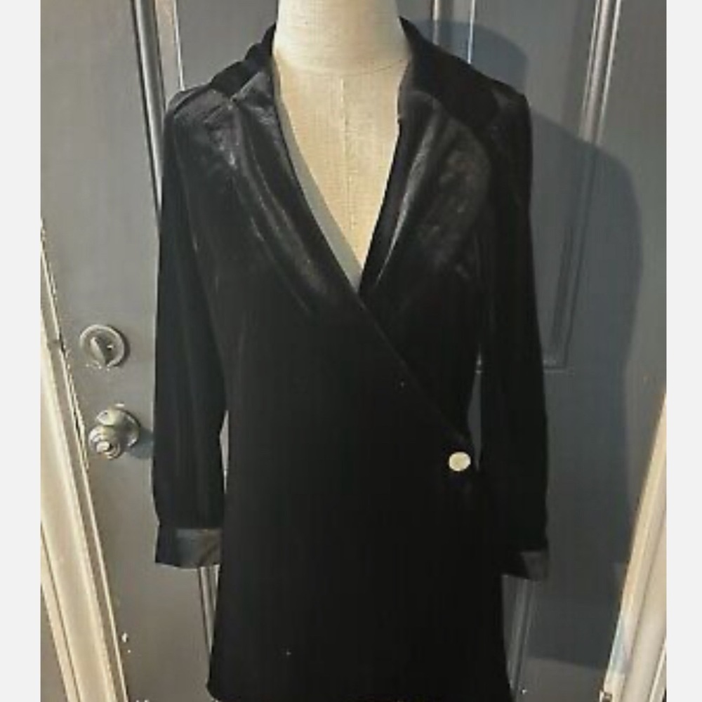 Cloud Ten Velvet Blazer Dress